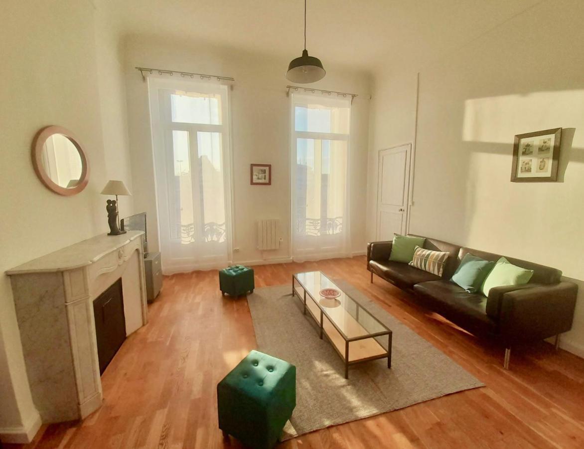 Spacieux Et Lumineux Appartement Vue Mer Joliette Марсилия Екстериор снимка